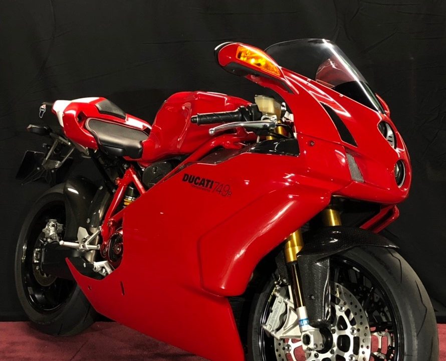 年間定番 DUCATI 749R 純正カーボンカウル i9tmg.com.br