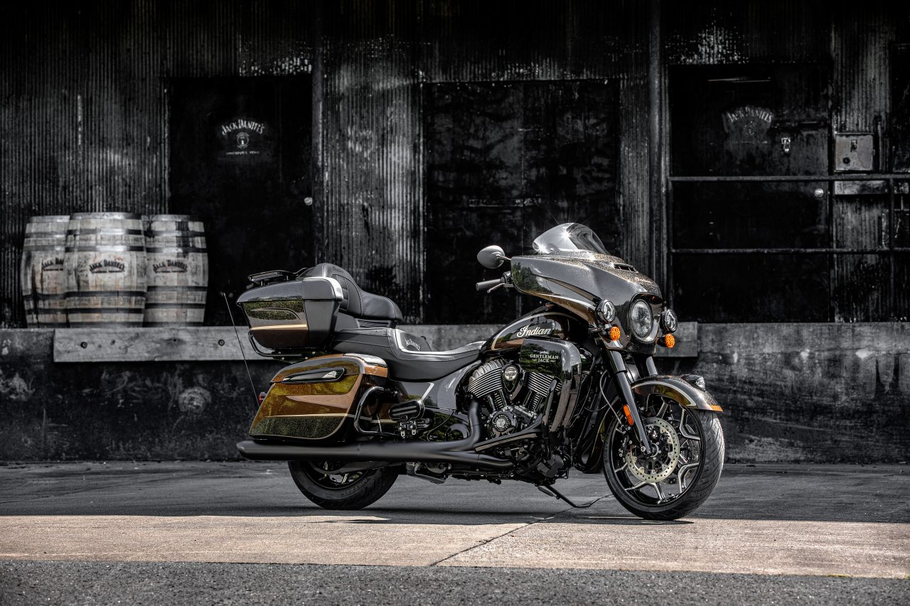2021 Jack Daniel’s Limited Edition Indian Roadmaster Dark Horse